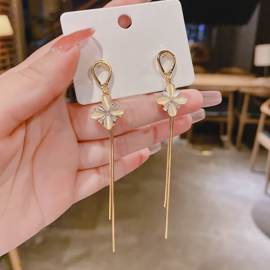 Clover Glimmer Tassel Earrings