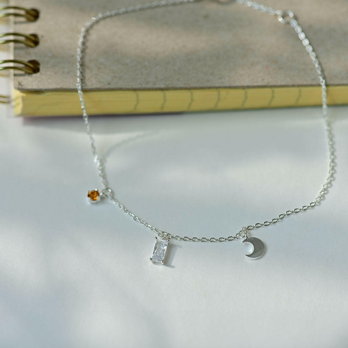 To The Moon and Back Anklet (2 Colors).