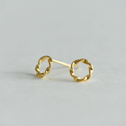 Twilly Stud Earrings (2 Colors).