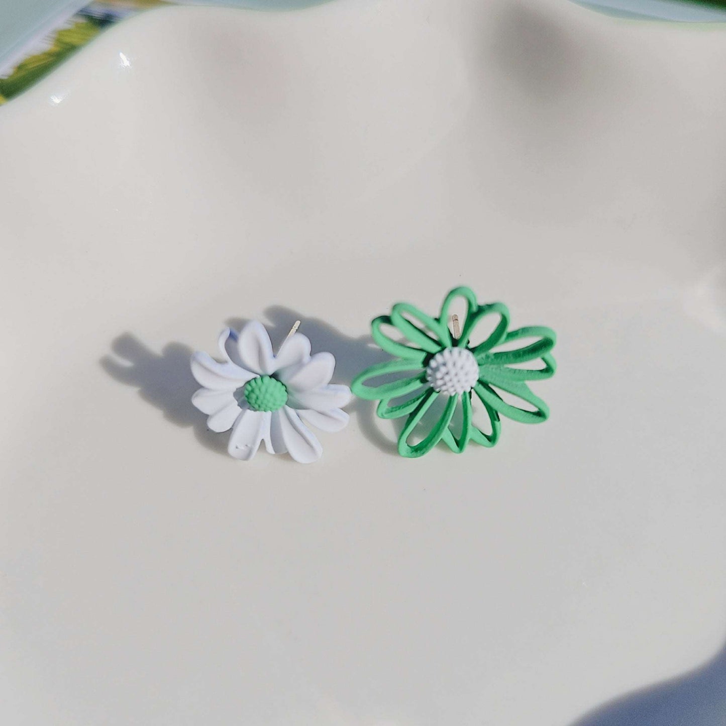 Sunshine Blossom Stud Earrings (7 colors)