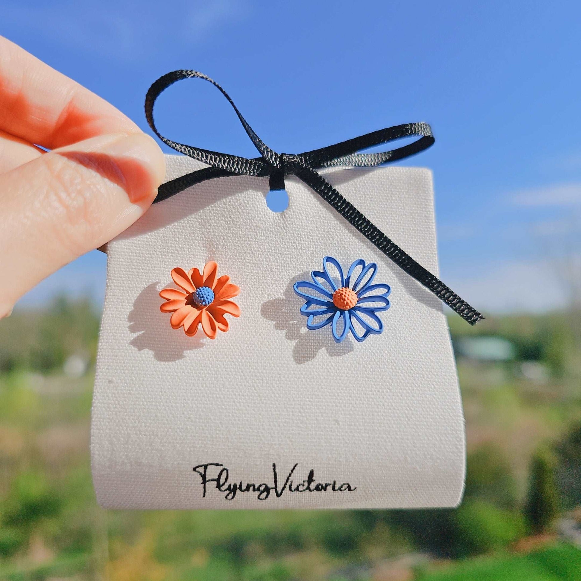 Sunshine Blossom Stud Earrings (7 colors)